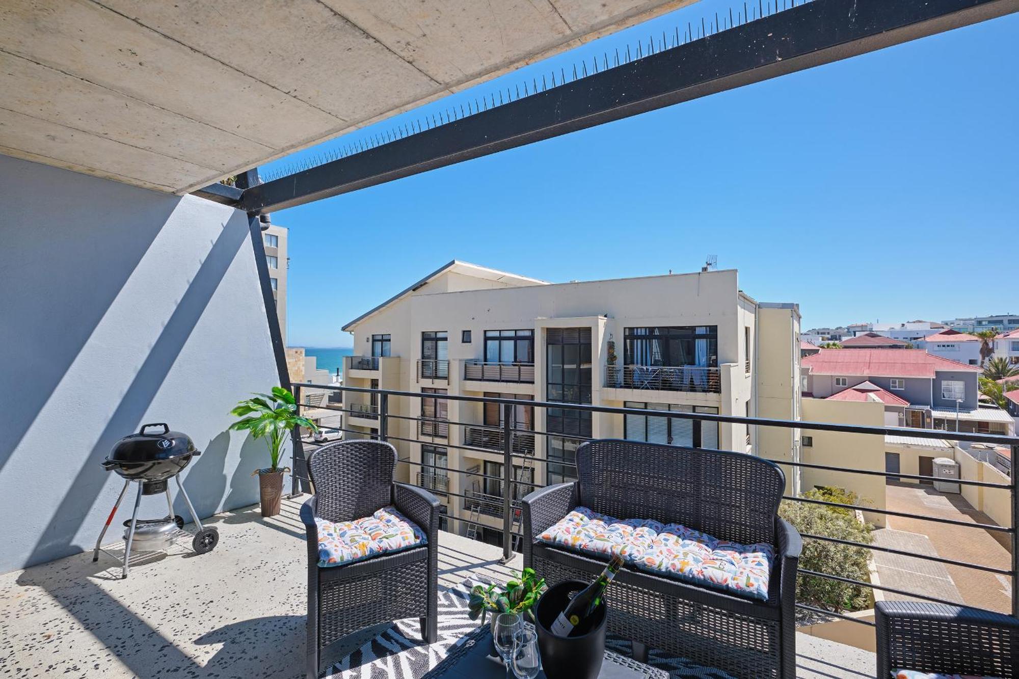 Apartment Hidden Nest Near The